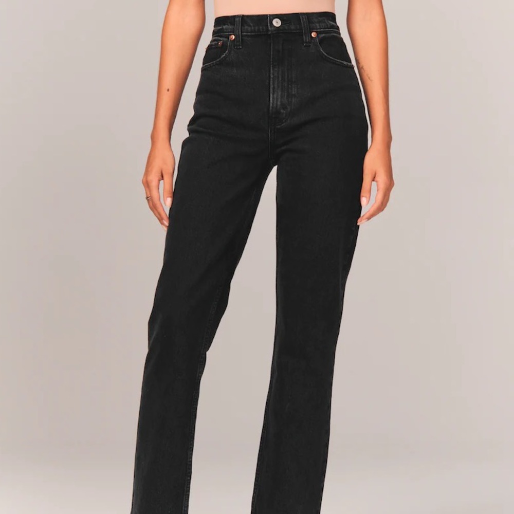 Abercrombie & Fitch Curve Love 90s Ultra High Rise Straight Jeans